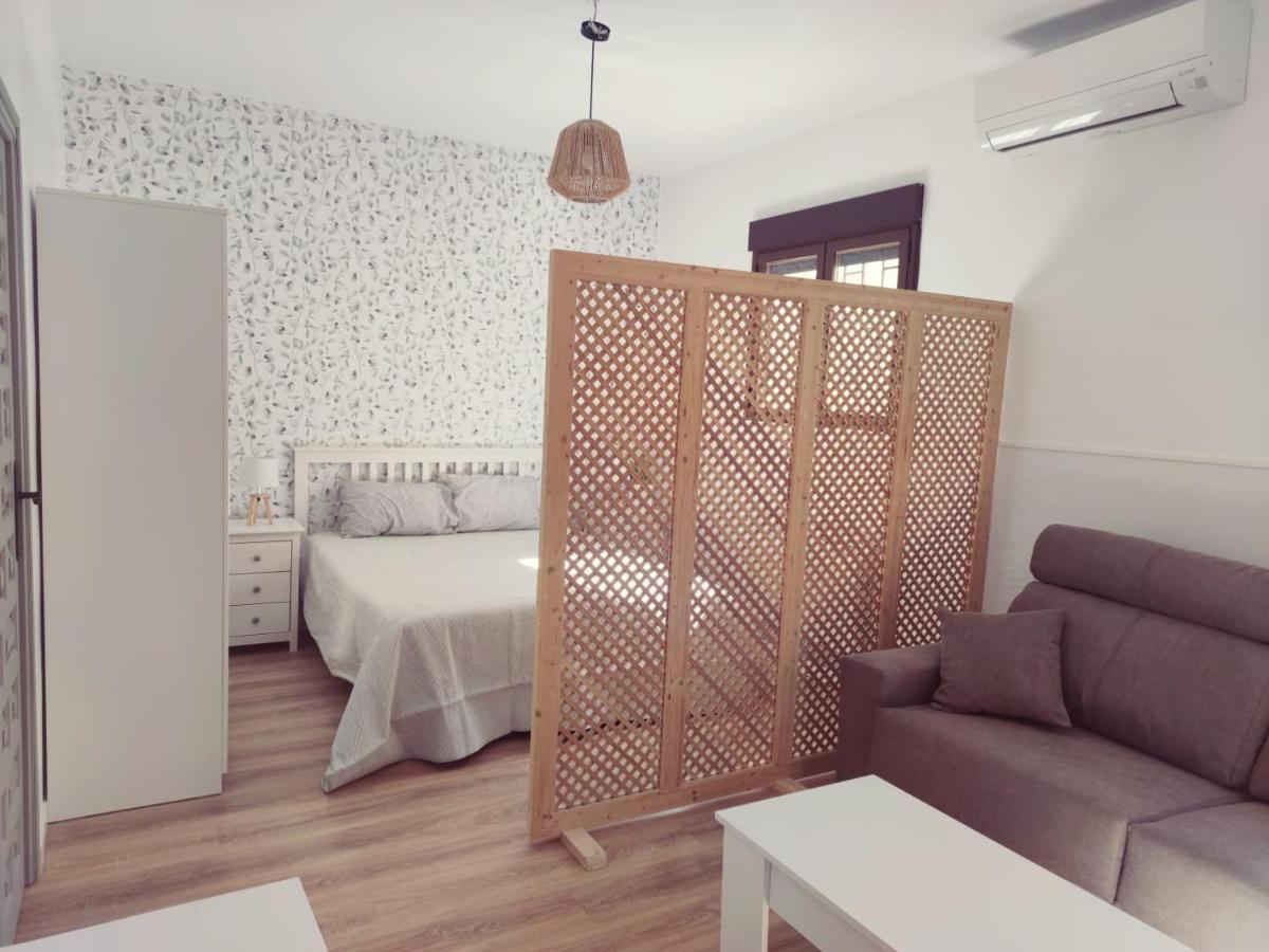 Appartement Los Patos à Villafranca de los Caballeros Extérieur photo
